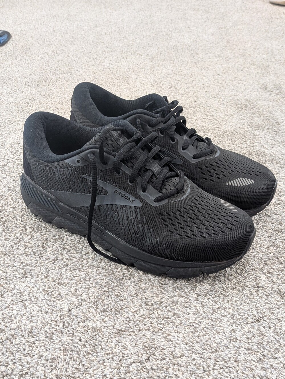 Brooks Addiction GTS 15 Mens 8.5 Mesh Triple Black Athletic Comfort Sneakers